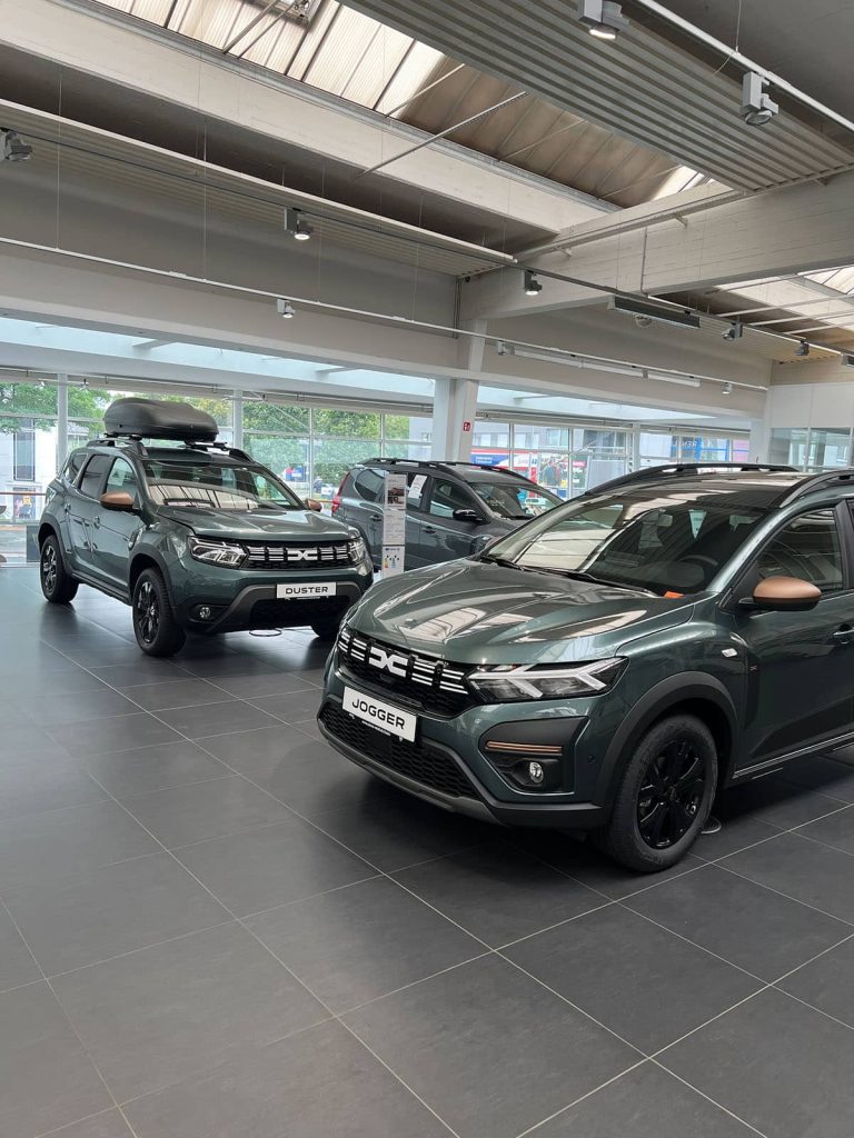 Dacia Köln RRG Autohaus Innenraum