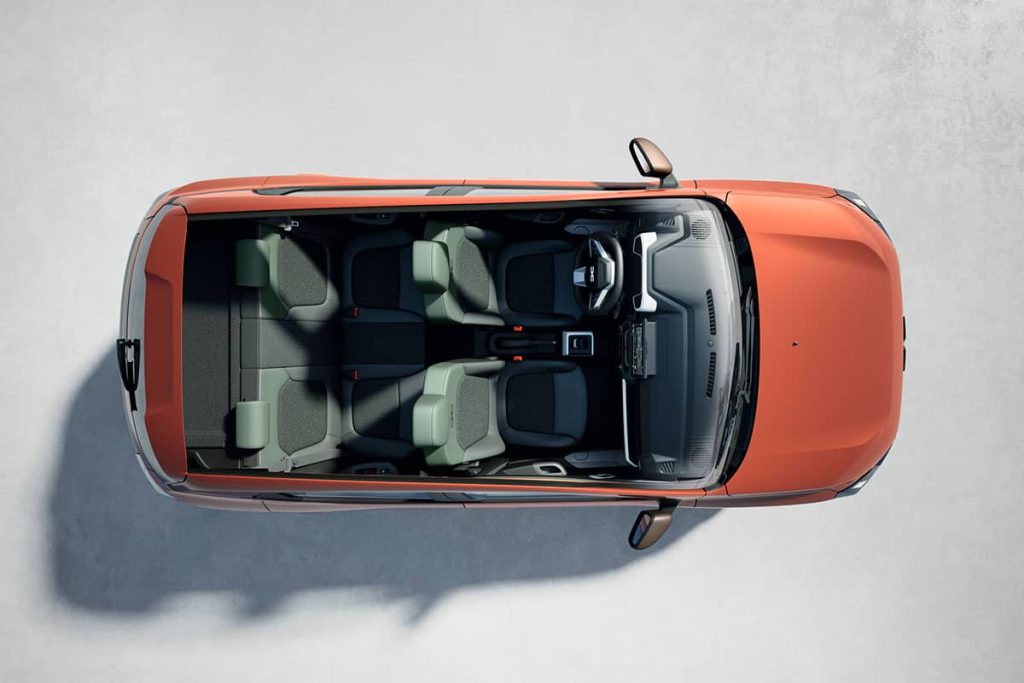 Der Dacia Spring aus der Vogelperspektive bei RRG.