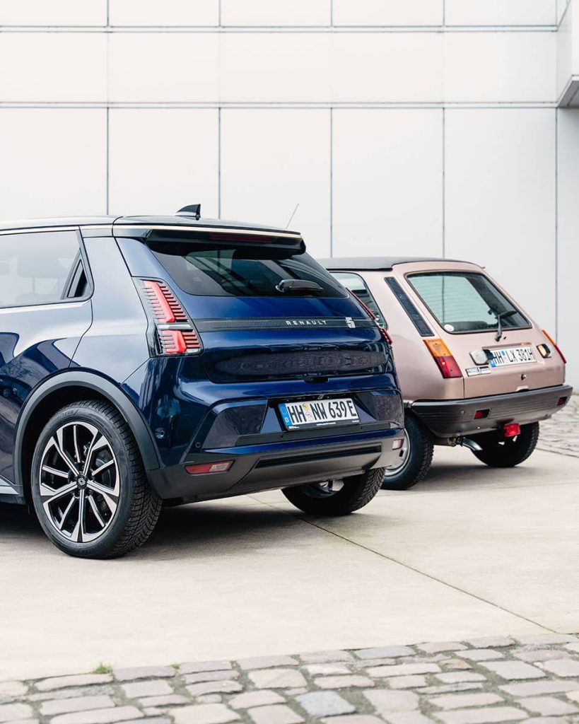 R5 alt und neu nebeneinander in der Rückansicht