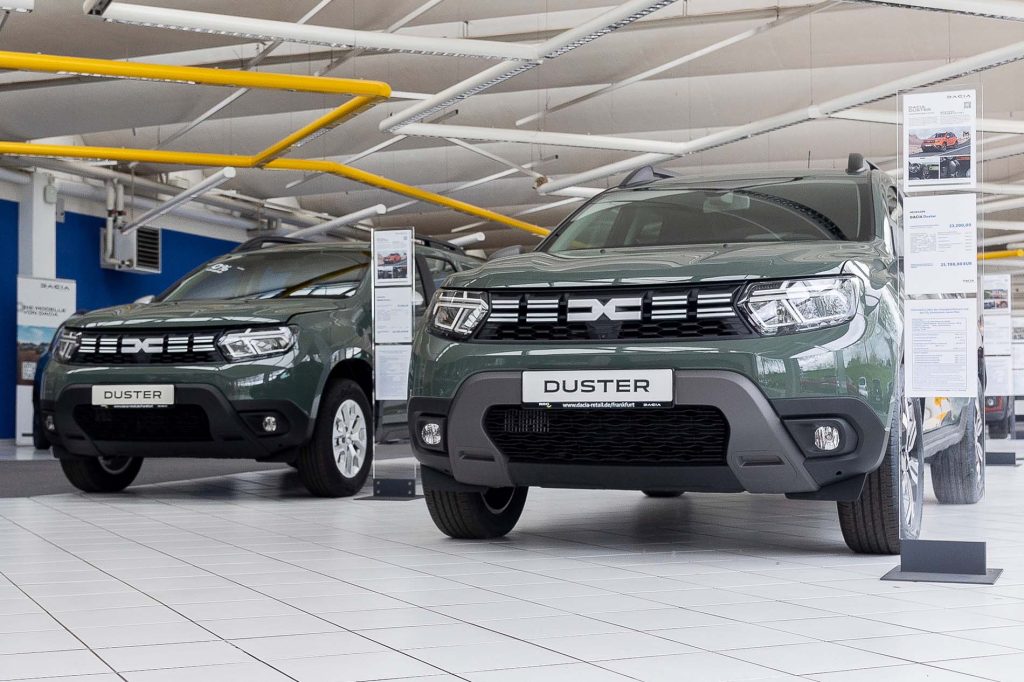 Dacia Frankfurt RRG Autohaus Innenraum