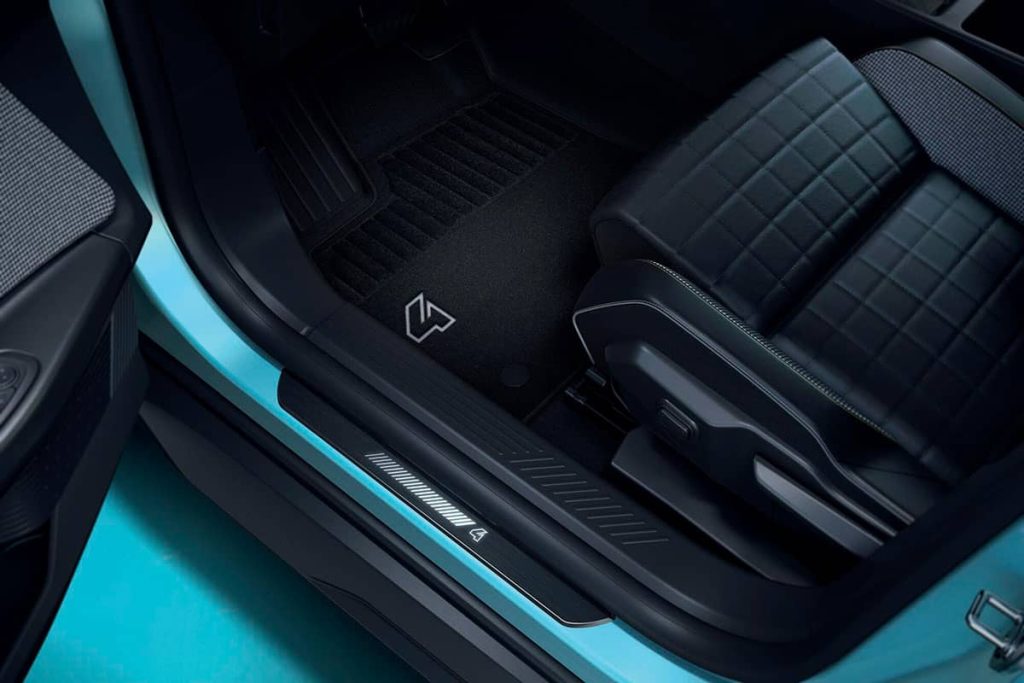 Renault R4 Einstieg Fahrerseite