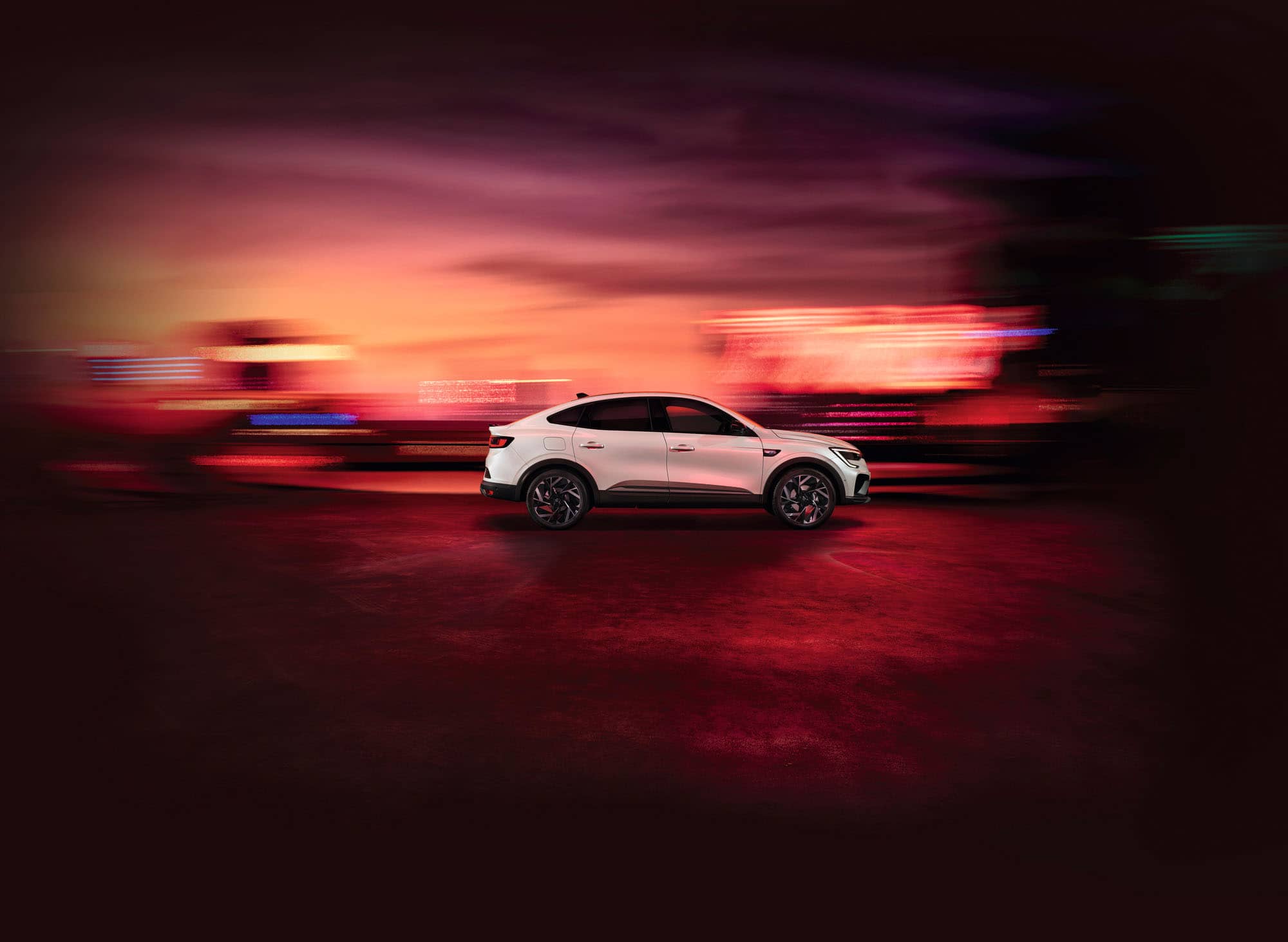 Der Renault Arkana im Profil bei RRG.