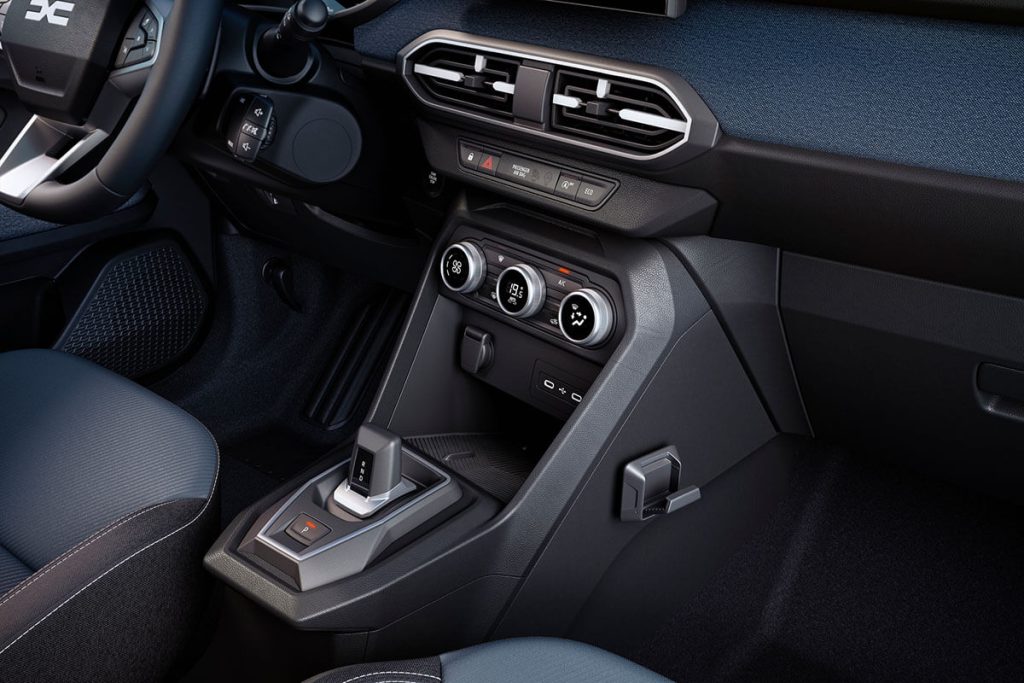 Dacia Sandero Mittelkonsole