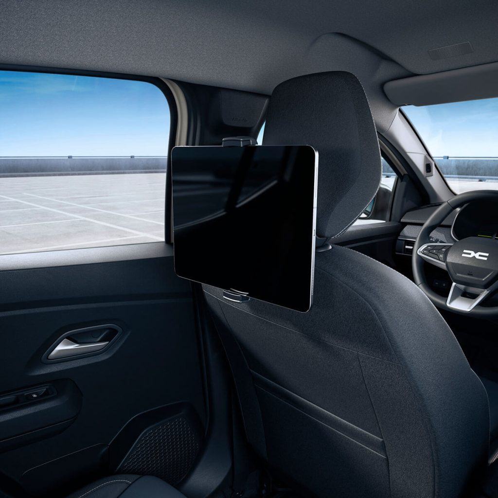 Dacia Sandero Tablethalterung an der Kopfstütze