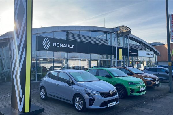 Renault RRG Hamburg Nedderfeld