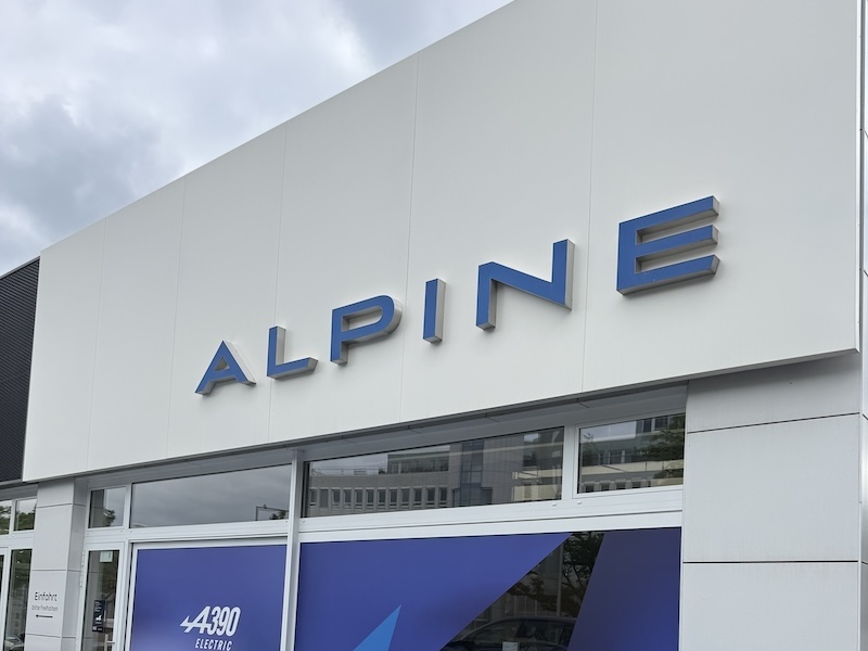 RRG Köln Alpine Store