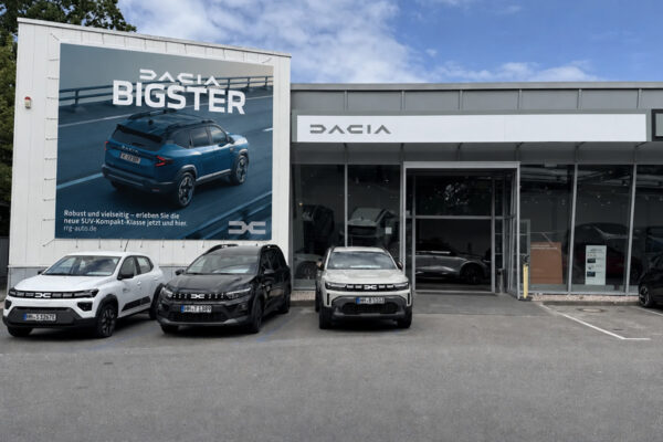 Dacia RRG Hamburg Othmarschen